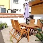 Old Town Apartment - Terrace & Parking