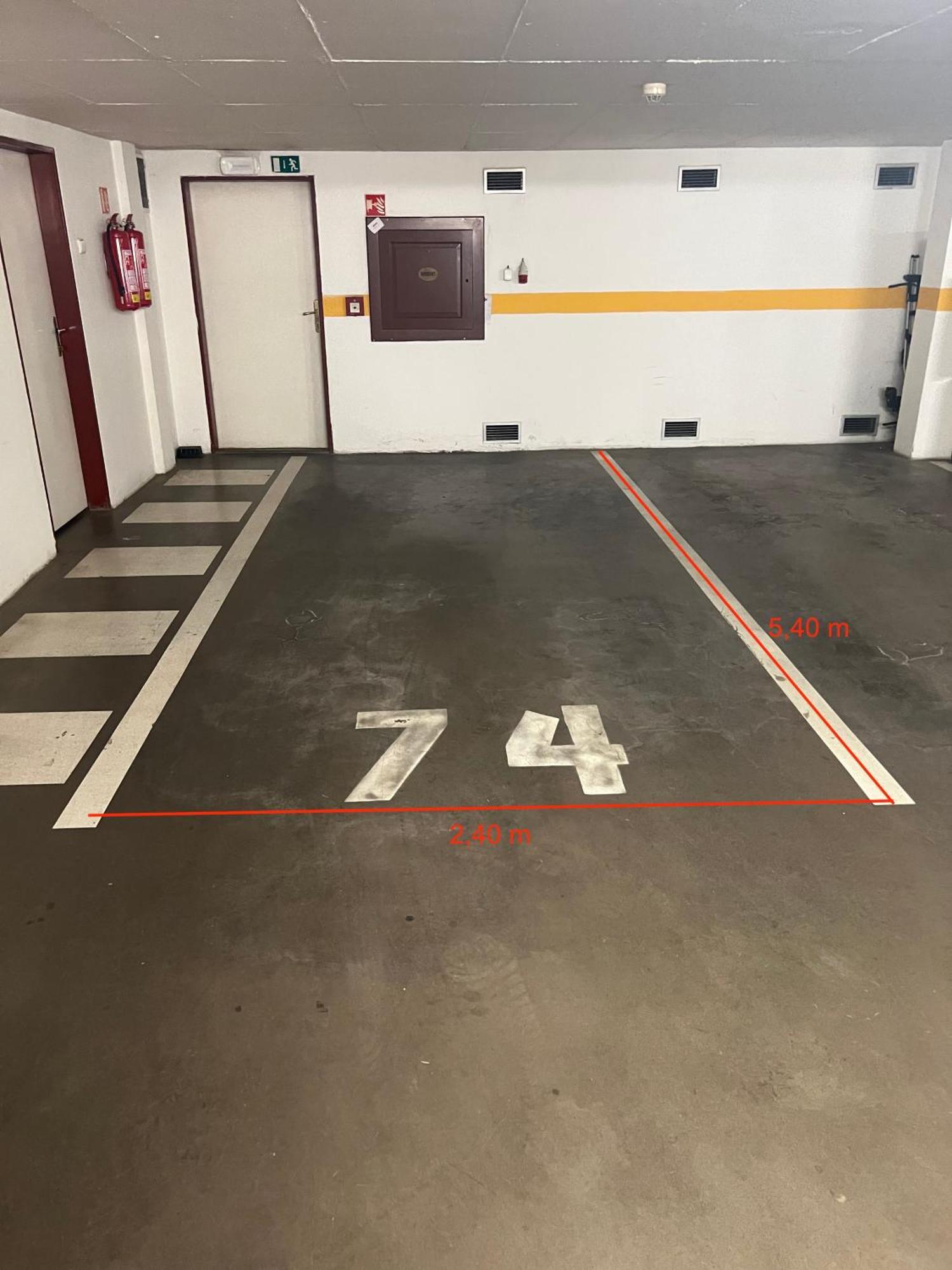 Old Town - Terrace & Parking